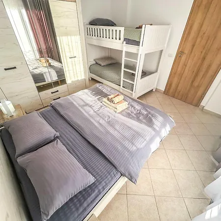 Appartamento Plazh 682 *